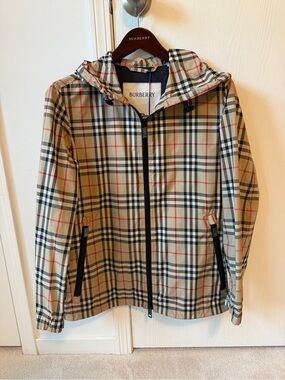 Burberry Everton Vintage Check  Hooded Jacket